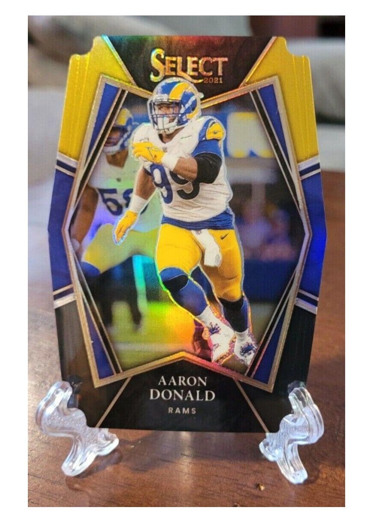 2021 Panini Select Base Set Aaron Donald Black Gold Die Cut #120 card