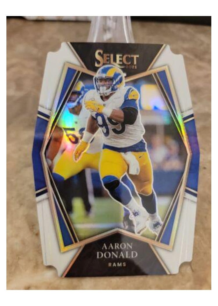 2021 Panini Select Base Set Aaron Donald #120 card