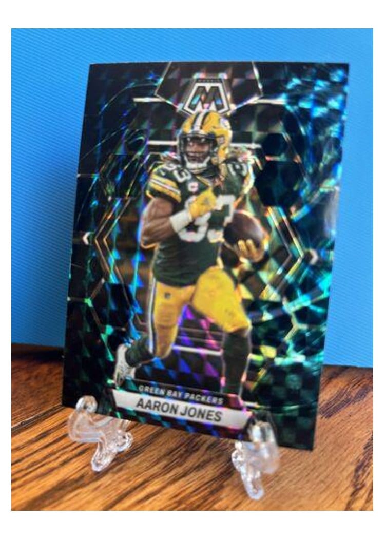 2023 Panini Mosaic Base Set Aaron Jones #85 card