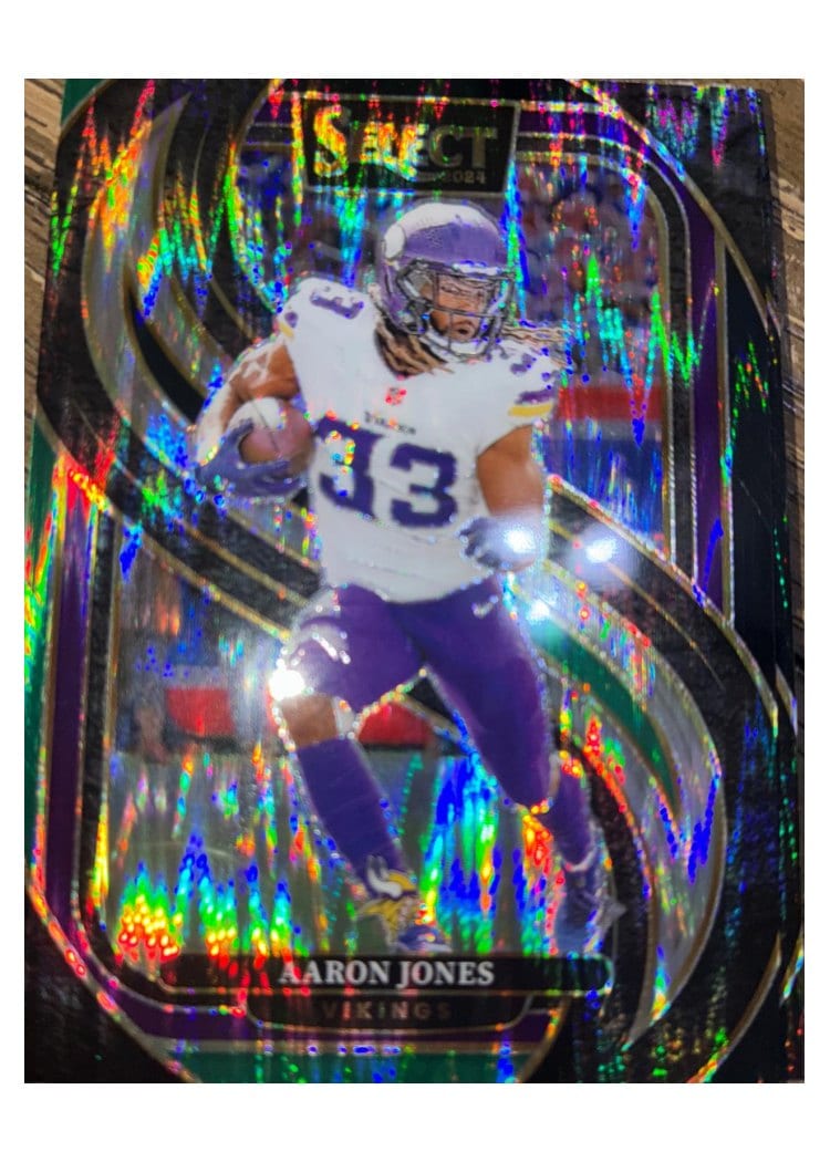 2024 Panini Select Base Set Aaron Jones Black Green Prizm Shock #102 card