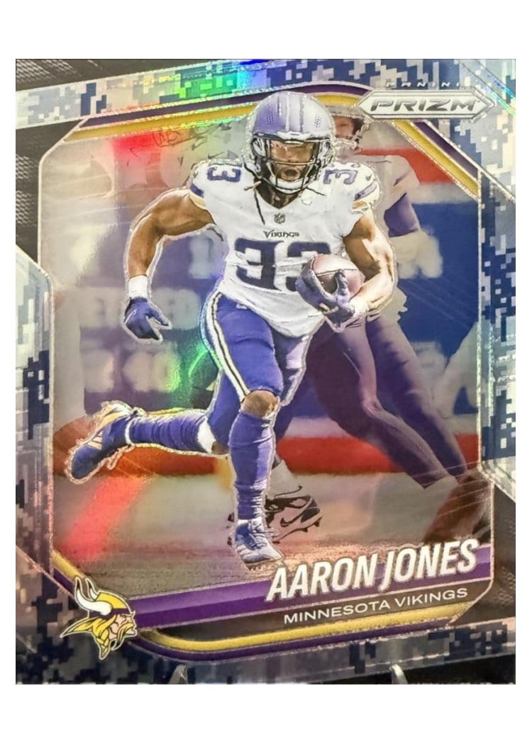 2025 Panini Prizm Base Set Aaron Jones #7 card