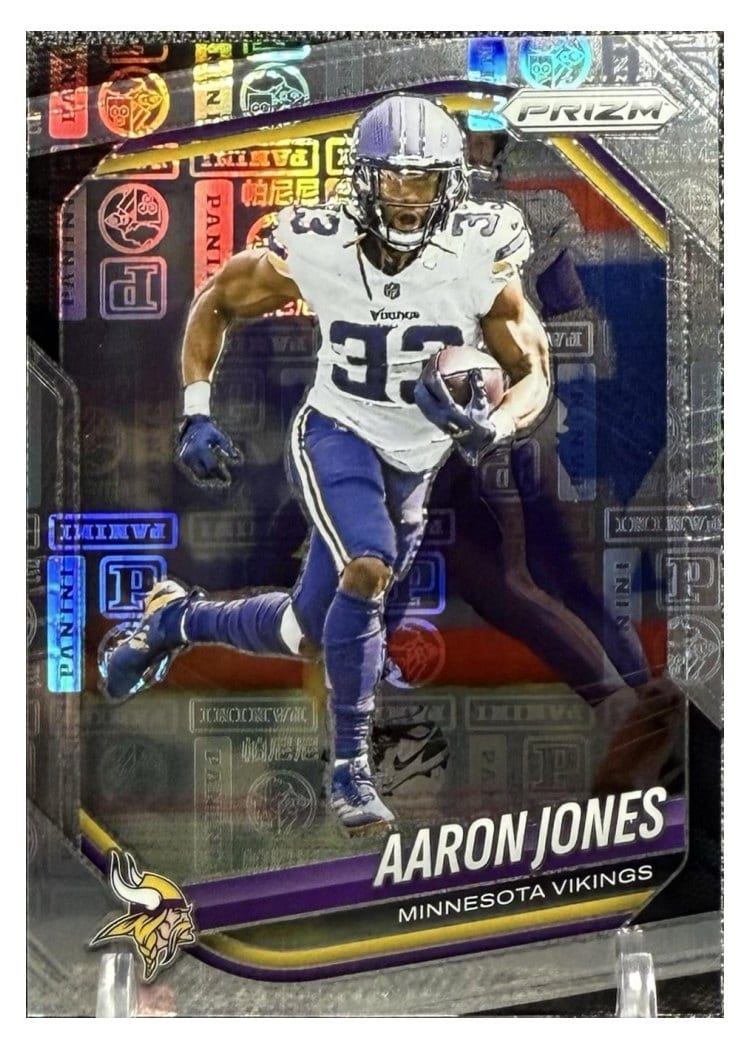 2025 Panini Prizm Base Set Aaron Jones #7 card