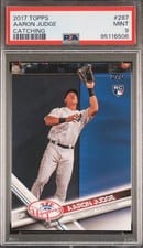 2017 Topps Aaron Judge Catching #287 card