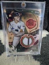 2024 Topps Holiday Relics Aaron Judge #RC-AJ card