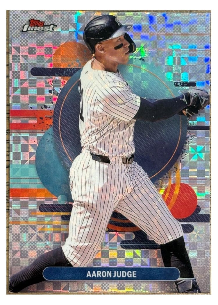 2025 Finest Base Set Aaron Judge #172 card