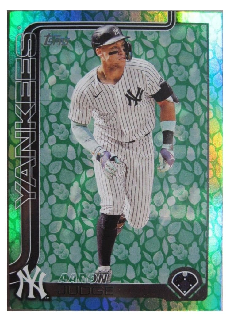 2025 Topps Aaron Judge #300 card