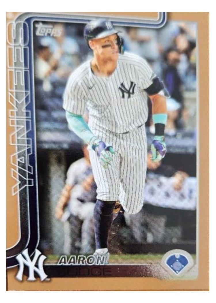 2025 Topps Aaron Judge #300 card