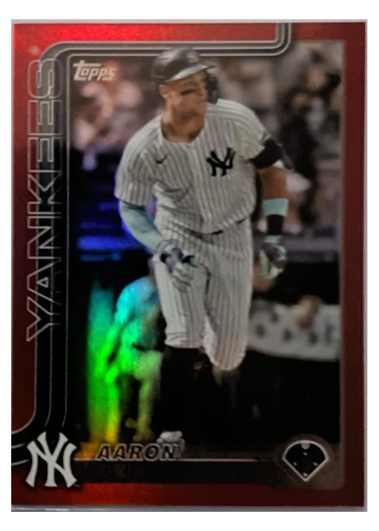 2025 Topps Aaron Judge #300 card