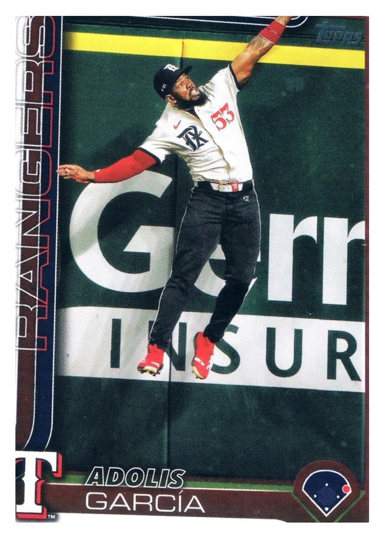 2025 Topps Base Set Adolis García #247 card
