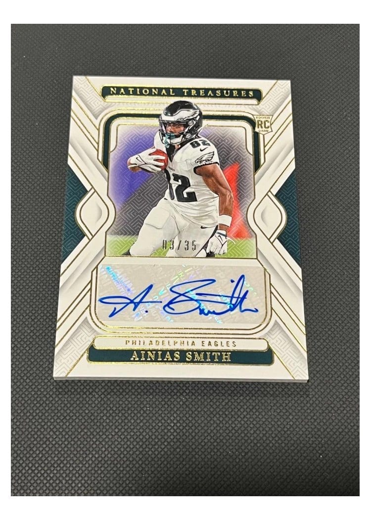 2024 Panini National Treasures Base Set Ainias Smith #114 card