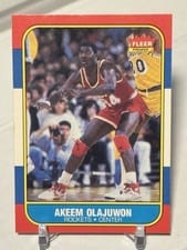 1986 Fleer Akeem Olajuwon #82 card