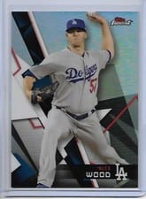 2018 Topps Finest Alex Wood #17 card