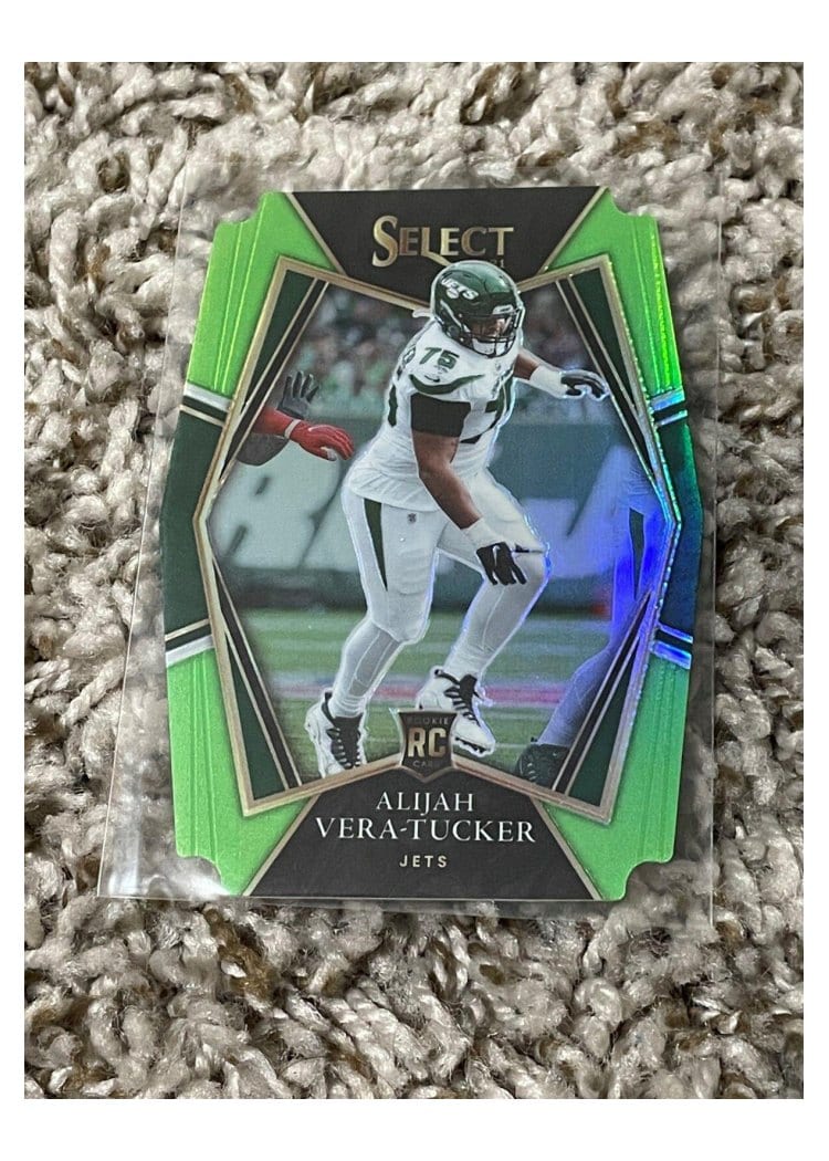 2021 Panini Select Base Set Alijah Vera-Tucker #186 card