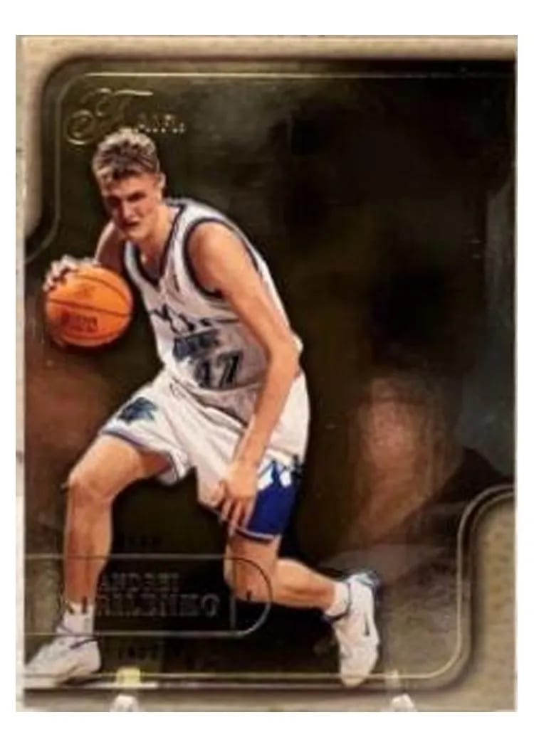 2003 Fleer Andrei Kirilenko #13 card