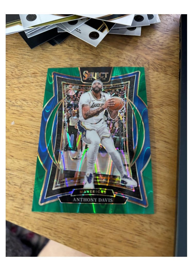 2024-25 Panini Select Base Set Anthony Davis #25 card