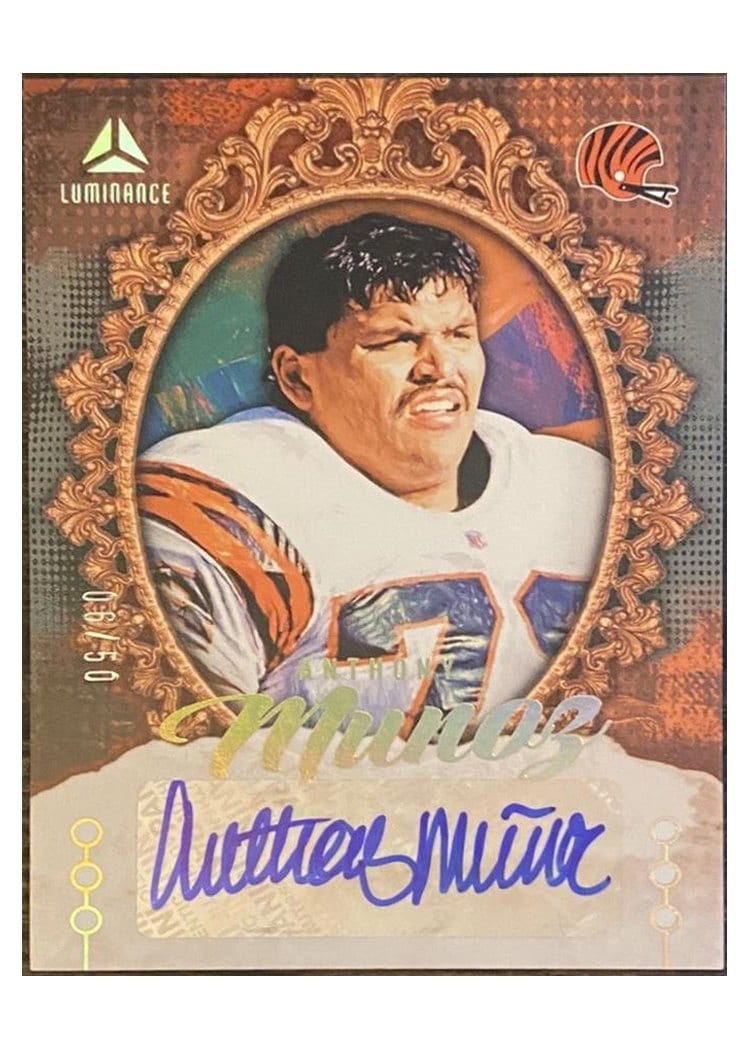2025 Panini Luminance Portrait Signatures Anthony Munoz #5 card