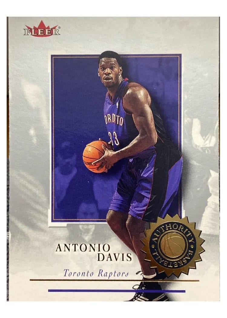 2000 Fleer Authority Antonio Davis #40 card