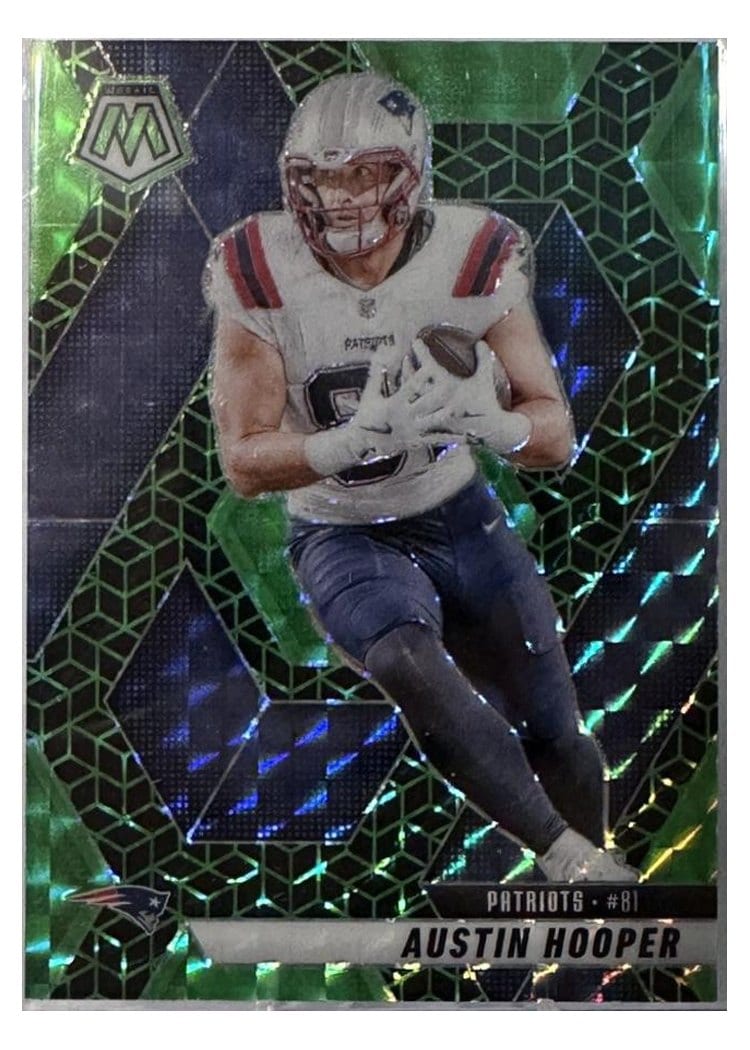 2025 Panini Mosaic Base Set Austin Hooper #204 card