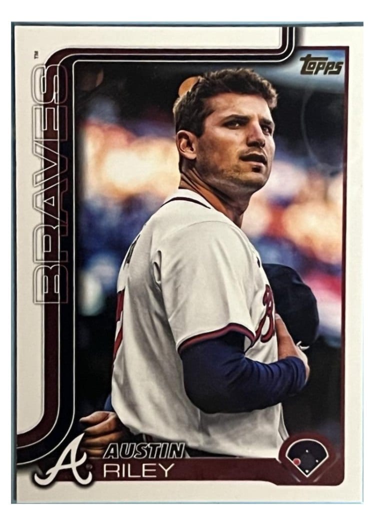 2025 Topps Base Set Austin Riley Golden Mirror Image Variation #54 card