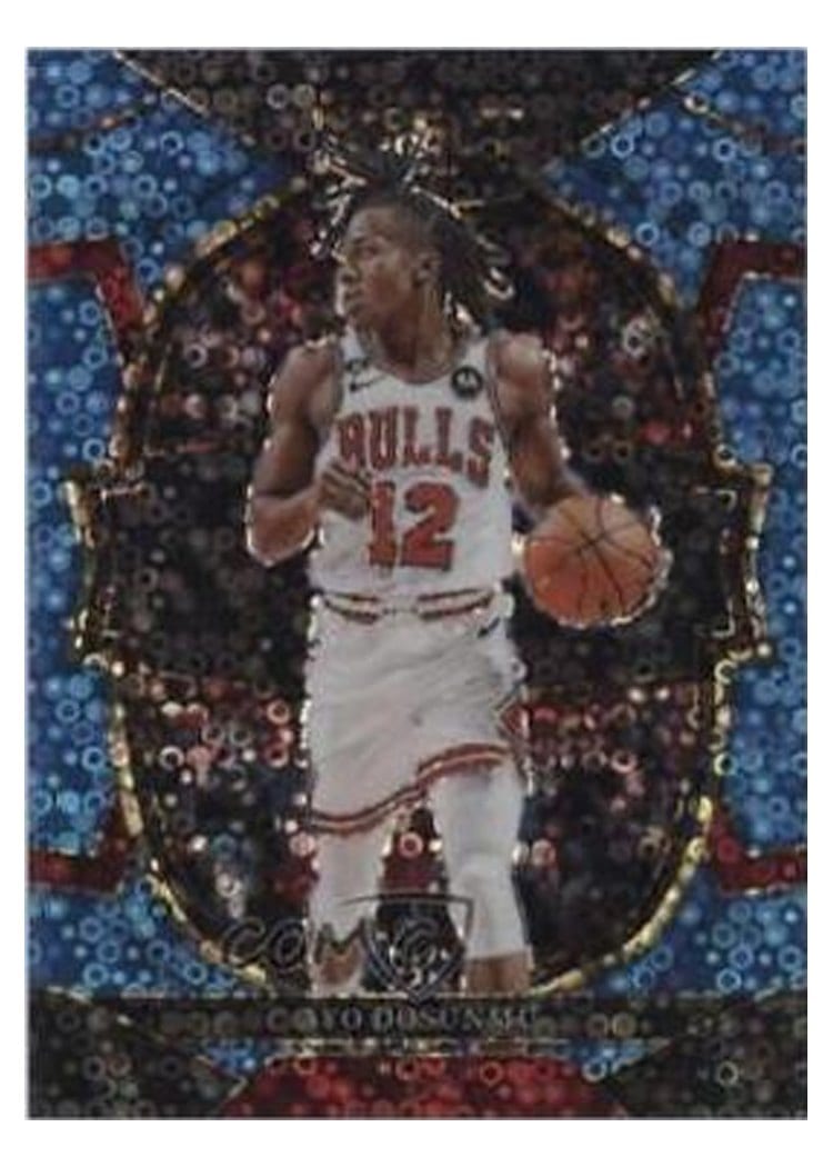 2022-23 Panini Select Base Set Ayo Dosunmu Light Blue Disco Prizm #21 card