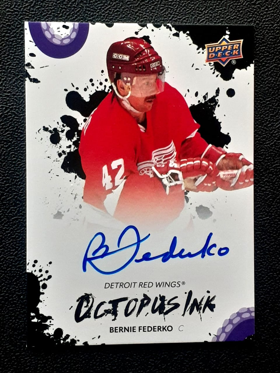 2025-26 Upper Deck Detroit Red Wings Centennial Octopus Ink Bernie Federko #OI-BF card