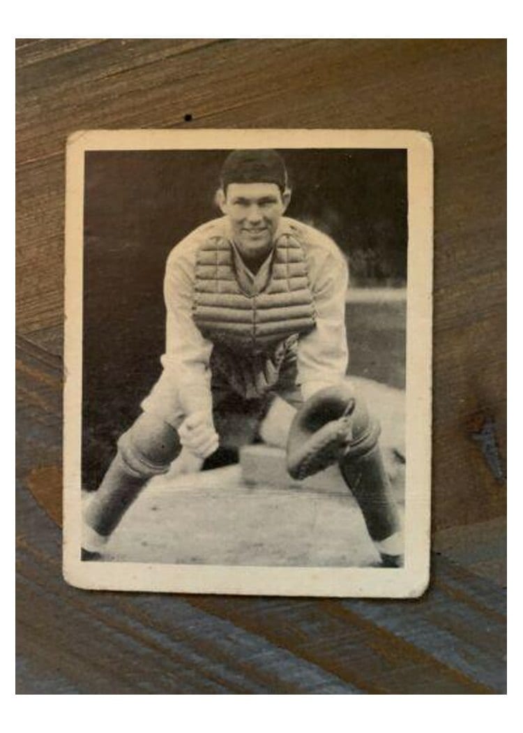 1939 Play Ball Bill Dickey #30 card