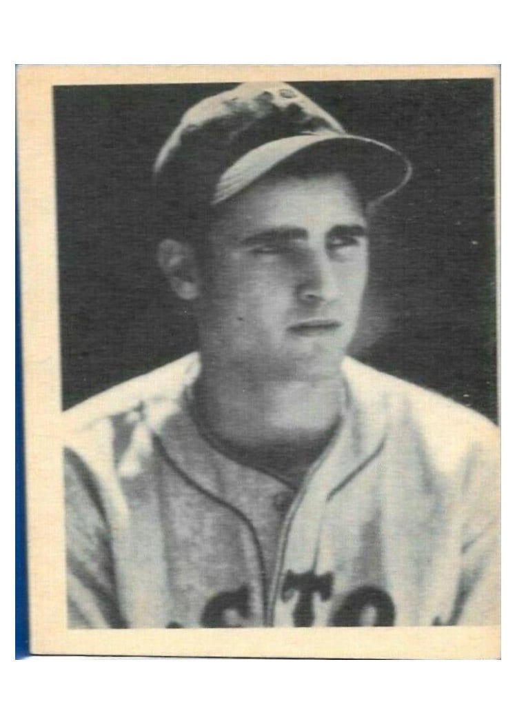 1939 Play Ball Bobby Doerr #7 card