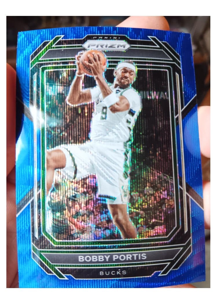 2022-23 Panini Prizm Base Set Bobby Portis #105 card