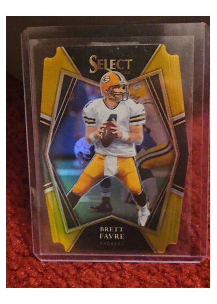 2021 Panini Select Base Set Brett Favre #135 card