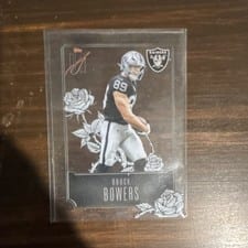 2025 Topps Signature Class Roses Brock Bowers #ROSES-10 card