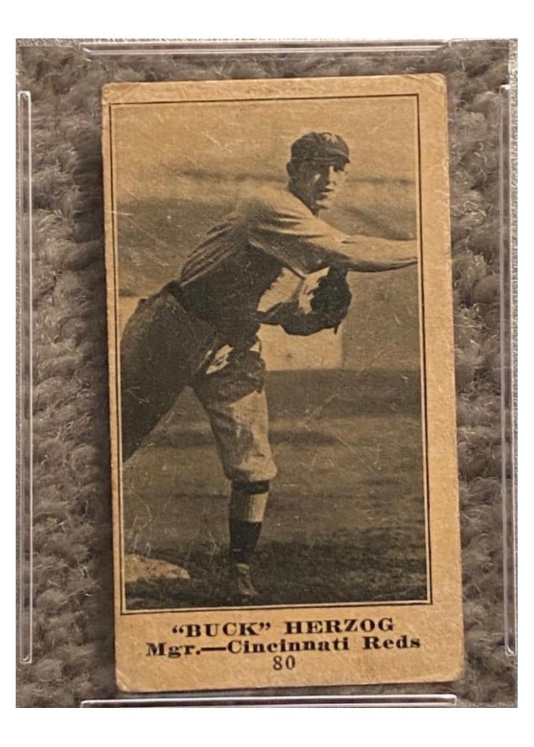 1916 Famous & Barr Co 'Buck' Herzog #80 card