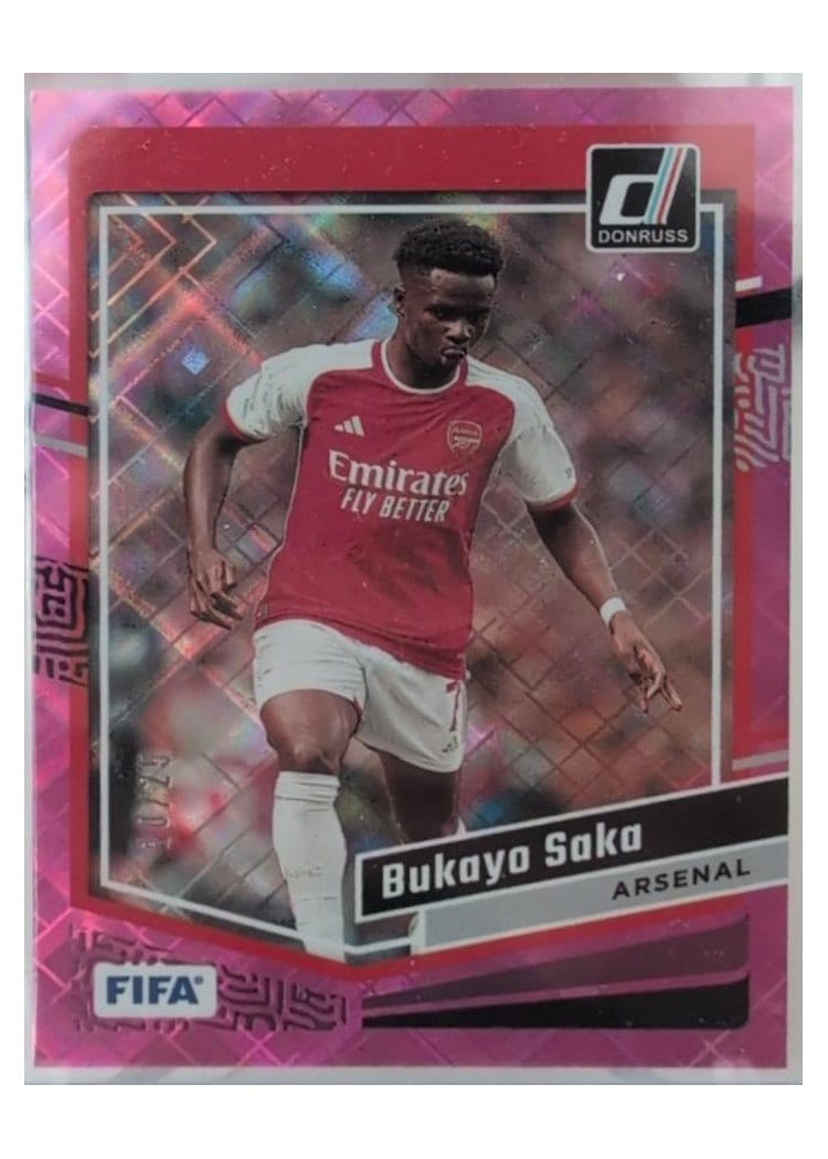 2023 Topps Stadium Club Chrome UEFA Bukayo Saka #72 card