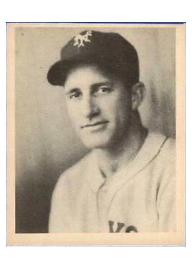 1939 Play Ball Burgess Whitehead #23 card