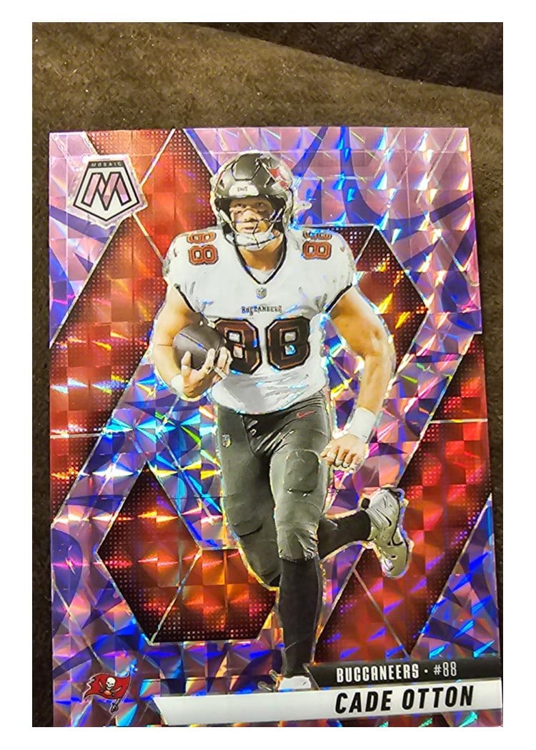 2025 Panini Mosaic Base Set Cade Otton #211 card