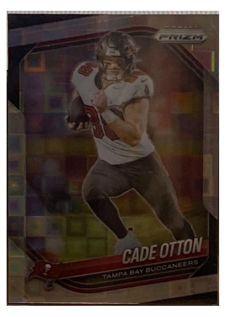 2025 Panini Prizm Base Set Cade Otton #151 card