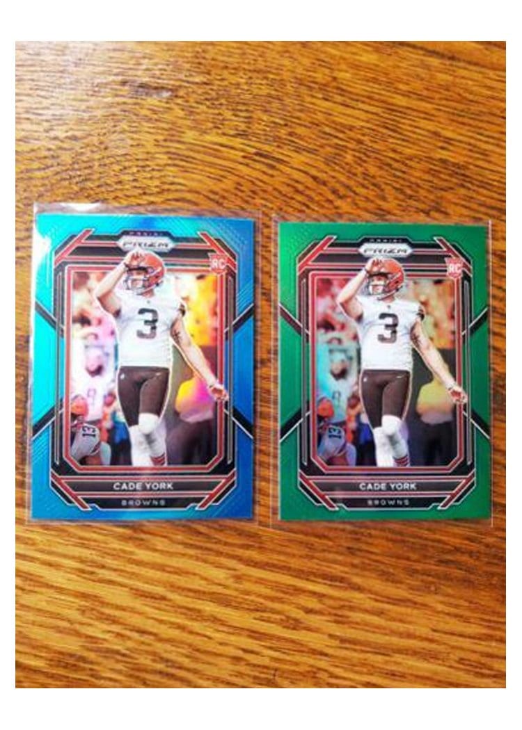 2022 Panini Prizm Base Set Cade York Light Blue #400 card