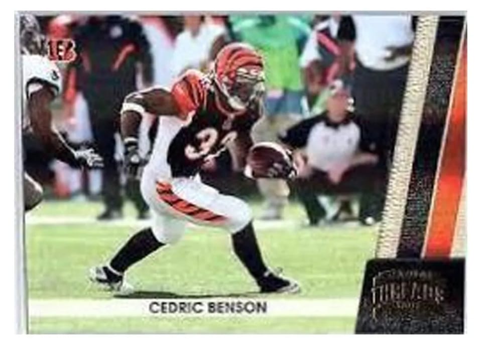 2011 Panini Threads Cedric Benson #30 card