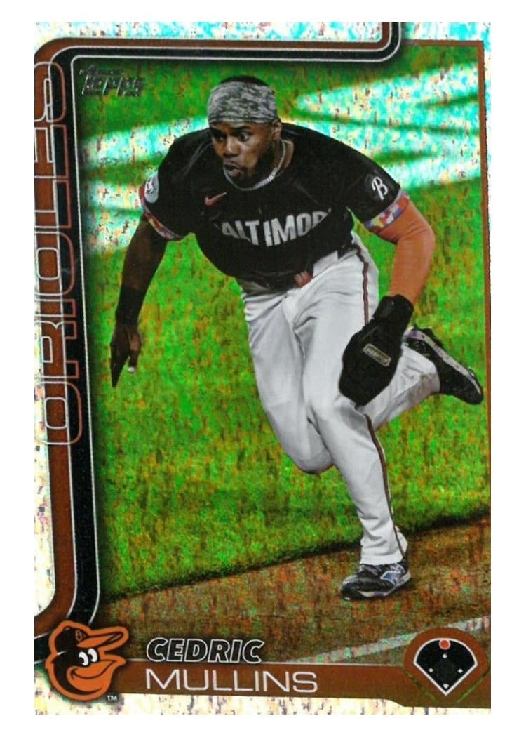 2025 Topps Base Set Cedric Mullins Holo Foil #69 card