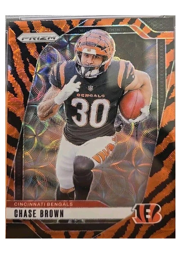 2024 Panini Prizm Base Set Chase Brown #60 card