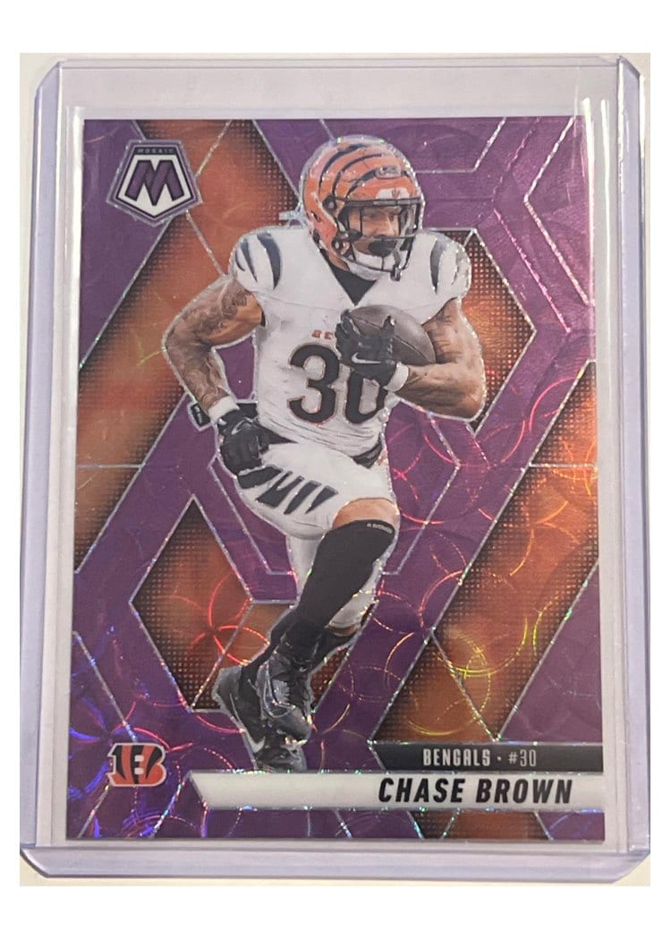 2025 Panini Mosaic Base Set Chase Brown #220 card