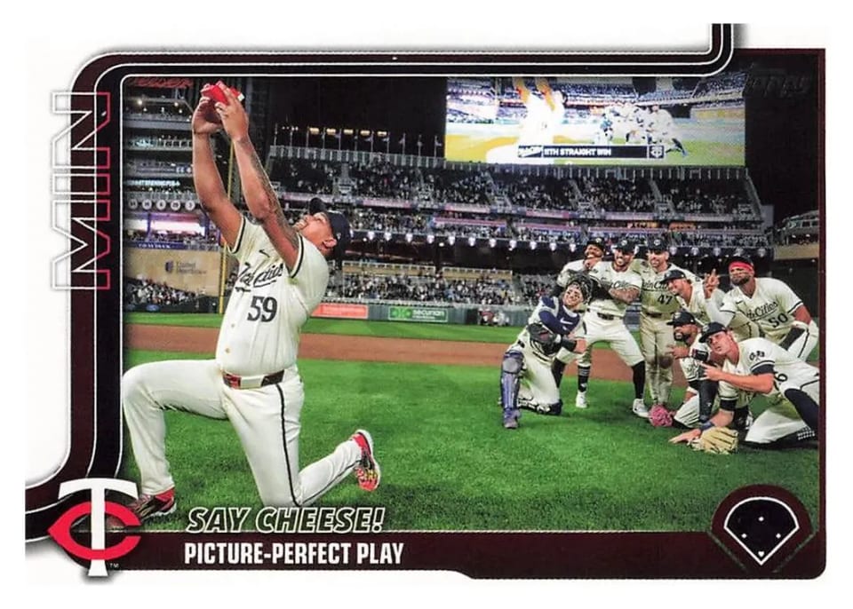 2025 Topps Checklist #81 card