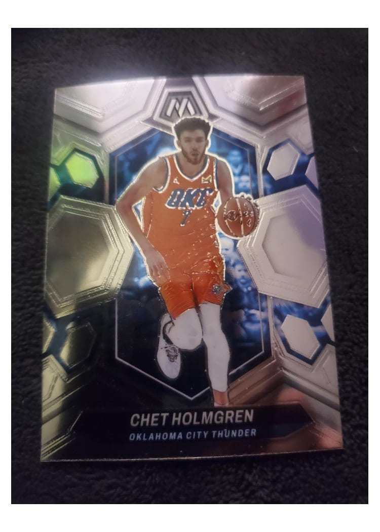 2023-24 Panini Mosaic Base Set Chet Holmgren #30 card