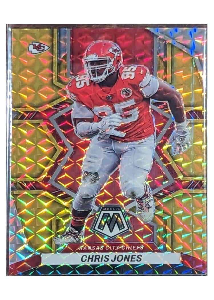 2022 Panini Mosaic Base Set Chris Jones #99 card