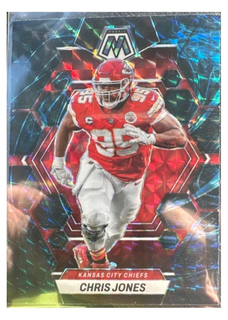2023 Panini Mosaic Base Set Chris Jones #114 card