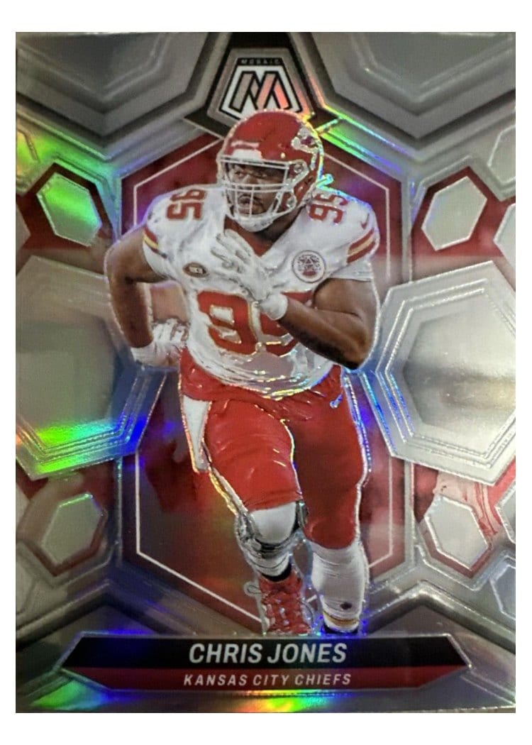 2024 Panini Mosaic Base Set Chris Jones Silver #112 card