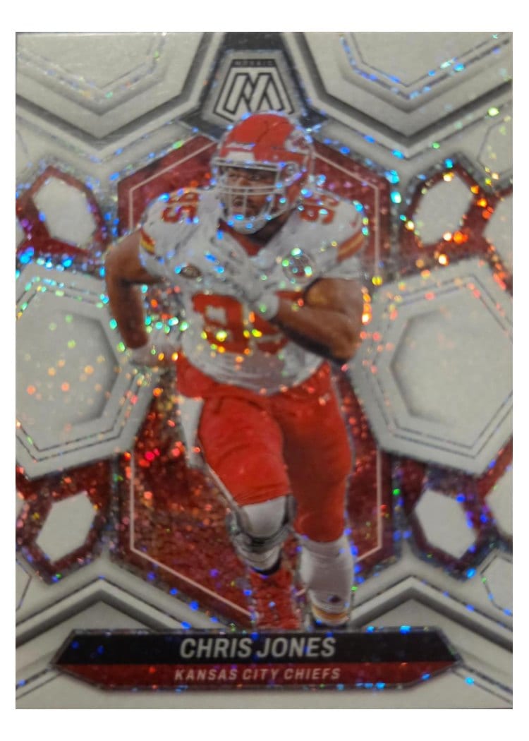 2024 Panini Mosaic Base Set Chris Jones White Sparkle #112 card