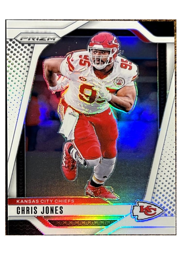 2024 Panini Prizm Base Set Chris Jones #143 card