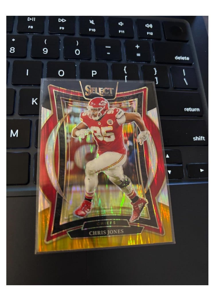 2024 Panini Select Base Set Chris Jones Black Gold Prizm Shock #19 card