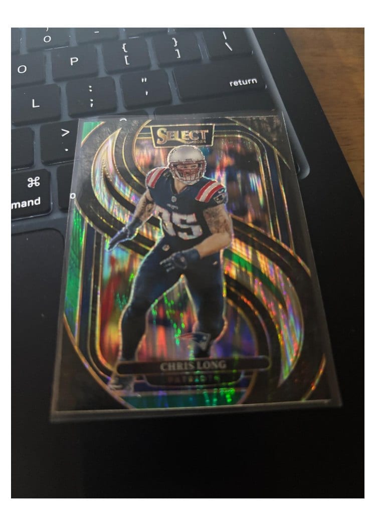 2024 Panini Select Base Set Chris Long Black Green Prizm Shock #137 card