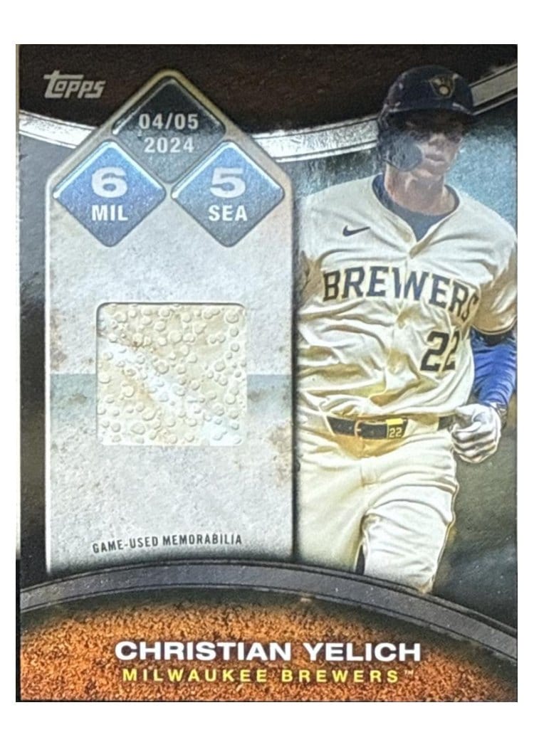 2025 Topps Rounding the Bases Relics Christian Yelich #RTB-YEL card